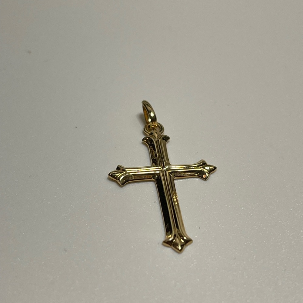 Elegant Gold Cross Pendant